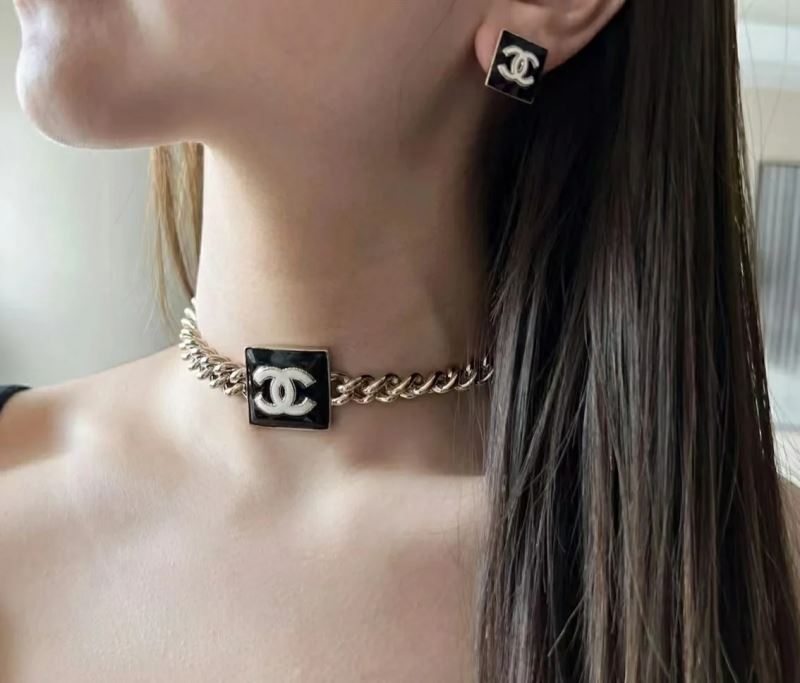 Chanel Necklaces